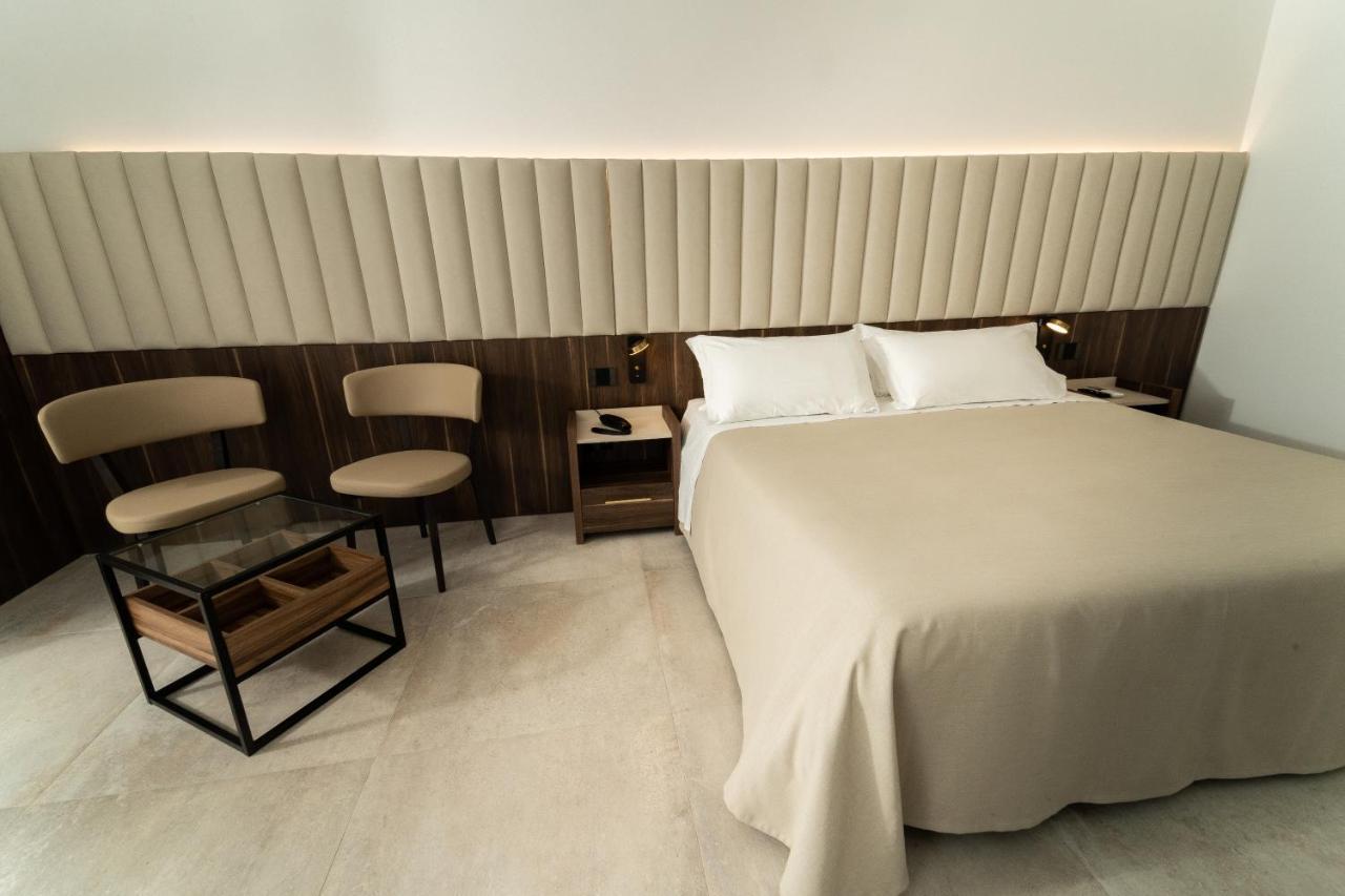 Hotel Falli Порто-Чезарео Екстер'єр фото